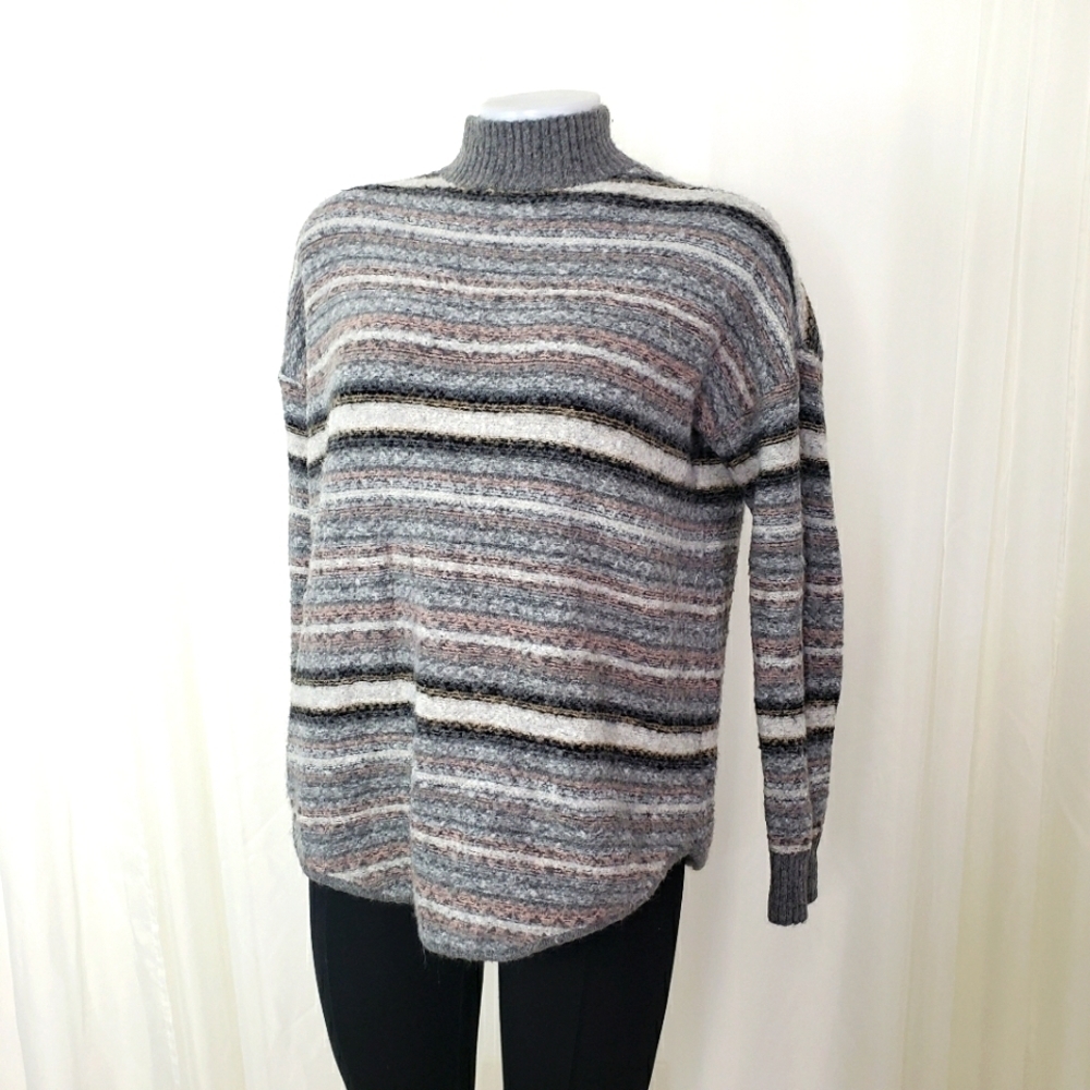 American Eagle Outfitters turtleneck sweater striped gray pink size medium